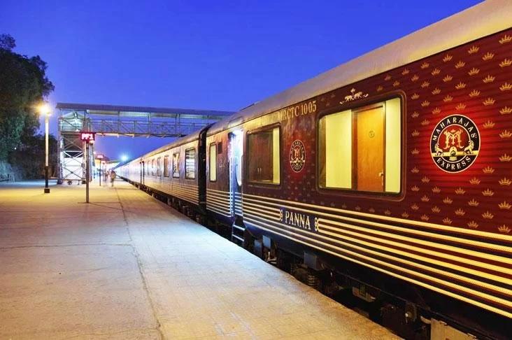 VOYAGE EN TRAIN EN INDE